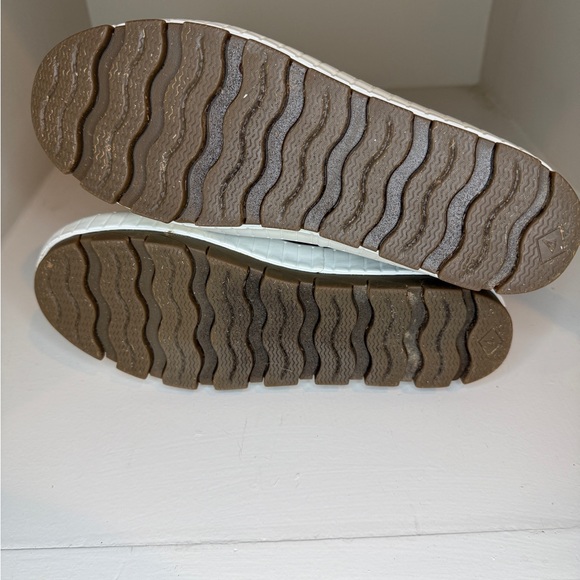 Sperry Women's Sz. 9 Chelsea Boot.  Rain boots/ duck boots.  Waterproof. - Picture 7 of 7